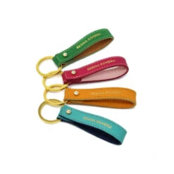 LLAVERO - Verde Regina Romero Accesorio Llavero Para Dama En Piel 9 LLAVERO - Verde Regina Romero Accesorio Llavero Para Dama En Piel -Reginaromero Llaveros 2 28d29d85 d1a6 4b88 8745 88151ff05e8d