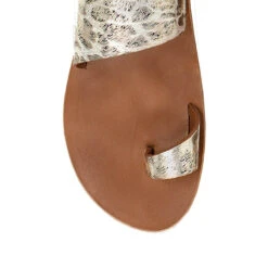 AMAYA - Oro Claro Regina Romero Resort Zapato Sandalia De Piso Para Dama En Piel 19 AMAYA - Oro Claro Regina Romero Resort Zapato Sandalia De Piso Para Dama En Piel -Reginaromero Regina Romero Resort Sandalia Amaya Chetah Oro 4 a82070f0 7aed 4e7f 814f 826533e0efe4