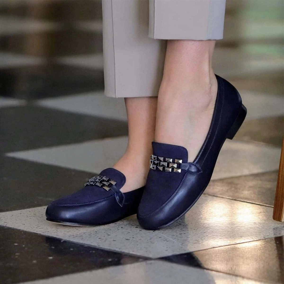 CARINA - Marino Regina Romero Zapato Mocasin De Piso Para Dama En Piel 4 CARINA - Marino Regina Romero Zapato Mocasin De Piso Para Dama En Piel - Imagen 2