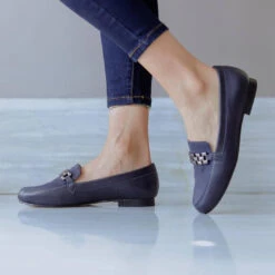 CARINA - Marino Regina Romero Zapato Mocasin De Piso Para Dama En Piel 13 CARINA - Marino Regina Romero Zapato Mocasin De Piso Para Dama En Piel -Reginaromero Regina Romero Zapato Mocasin Carina Piel Marino