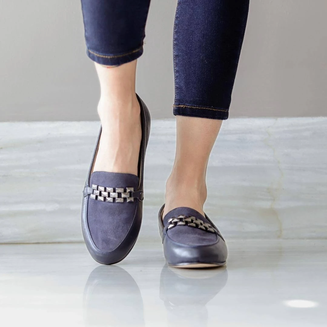 CARINA - Marino Regina Romero Zapato Mocasin De Piso Para Dama En Piel 7 CARINA - Marino Regina Romero Zapato Mocasin De Piso Para Dama En Piel - Imagen 5