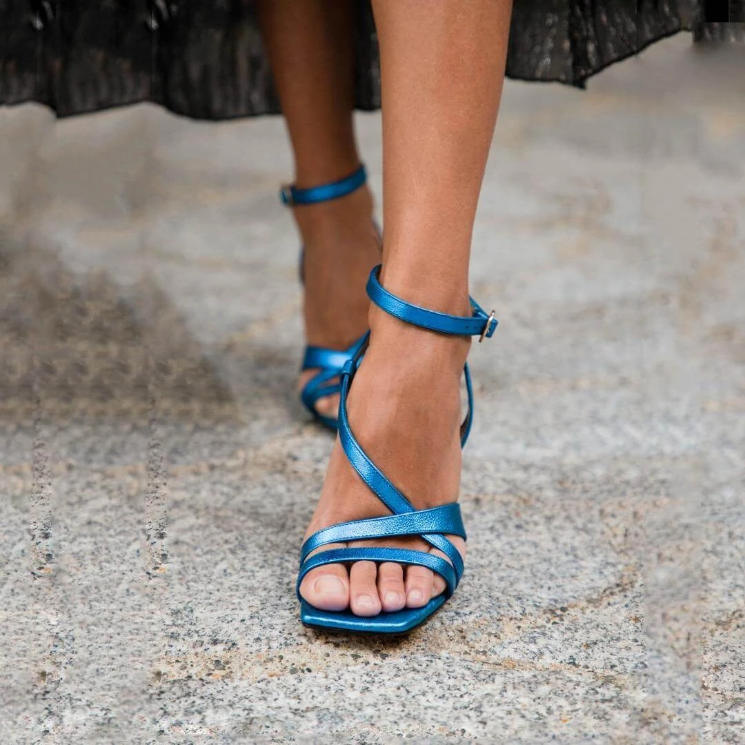 PIA 100 - Zafiro Regina Romero Zapato Sandalia Zapatilla Tacon Alto Para Dama En Piel 4 PIA 100 - Zafiro Regina Romero Zapato Sandalia Zapatilla Tacon Alto Para Dama En Piel - Imagen 2