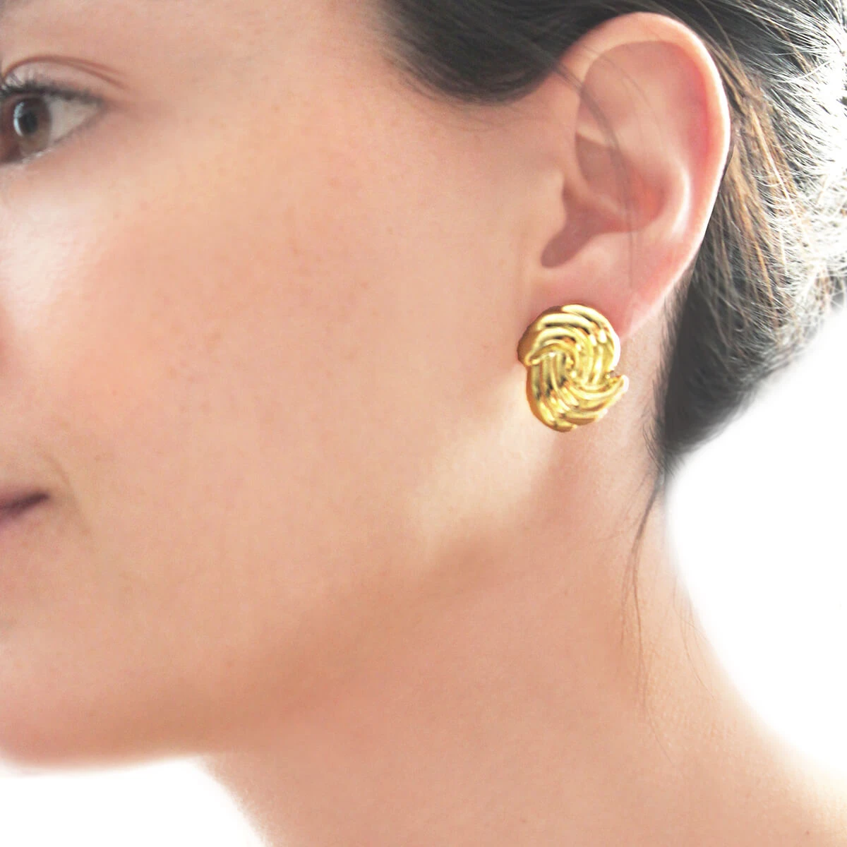 ARETES FLORENCIA - Dorado Regina Romero Arete Para Dama 4 ARETES FLORENCIA - Dorado Regina Romero Arete Para Dama - Imagen 2