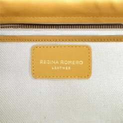 COLETTE - Mostaza Regina Romero Accesorio Bolso Para Dama En Piel 10 COLETTE - Mostaza Regina Romero Accesorio Bolso Para Dama En Piel -Reginaromero Regina Romero bolso Collete mostaza piel 5