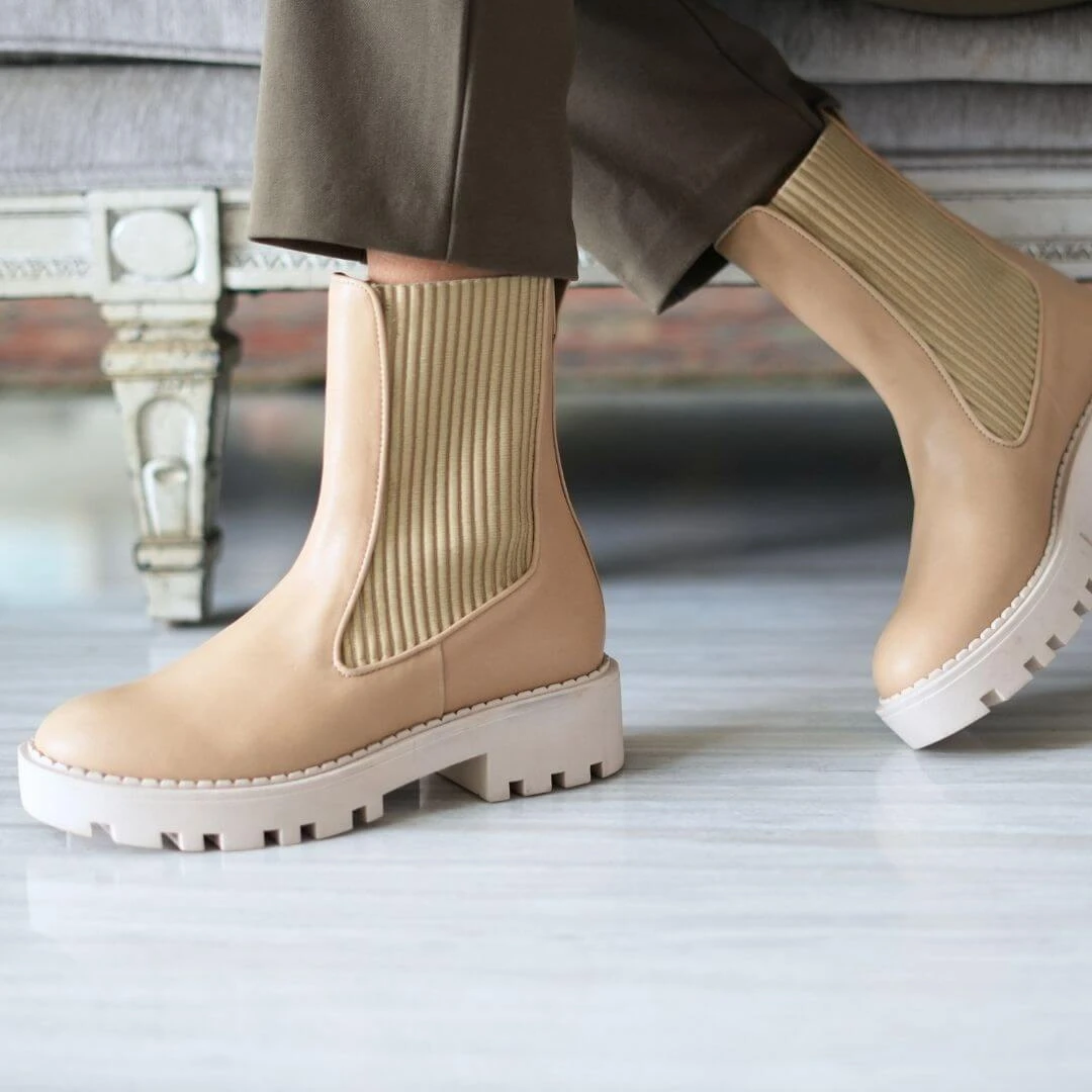 HERA - Beige Regina Romero Zapato Bota Botin Para Dama En Piel 4 HERA - Beige Regina Romero Zapato Bota Botin Para Dama En Piel - Imagen 2