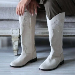 LAREDO - Ante Arena Regina Romero Zapato Bota Botin Tacon Bajo Para Dama En Piel 10 LAREDO - Ante Arena Regina Romero Zapato Bota Botin Tacon Bajo Para Dama En Piel -Reginaromero Regina Romero bota botin Laredo ante arena piel 7