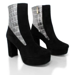 MARILINA 95 - Negro Y Plata Regina Romero Zapato Bota Botin Plataforma Tacon Alto Para Dama En Piel 18 MARILINA 95 - Negro Y Plata Regina Romero Zapato Bota Botin Plataforma Tacon Alto Para Dama En Piel -Reginaromero Regina Romero bota botin Marilina negro plata piel 2