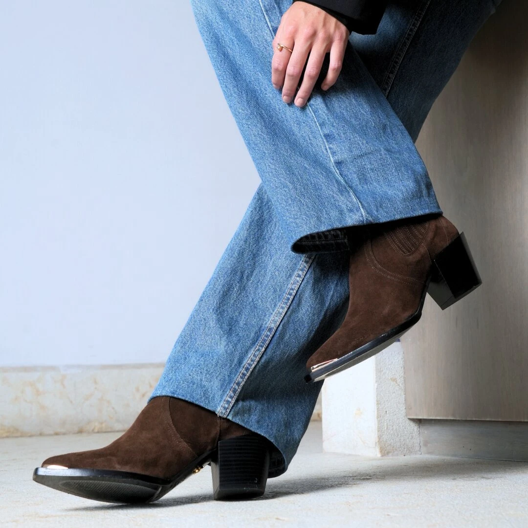 ROSARIO 70 - Chocolate Regina Romero Zapato Bota Botin Tacon Alto Para Dama En Piel 5 ROSARIO 70 - Chocolate Regina Romero Zapato Bota Botin Tacon Alto Para Dama En Piel - Imagen 3