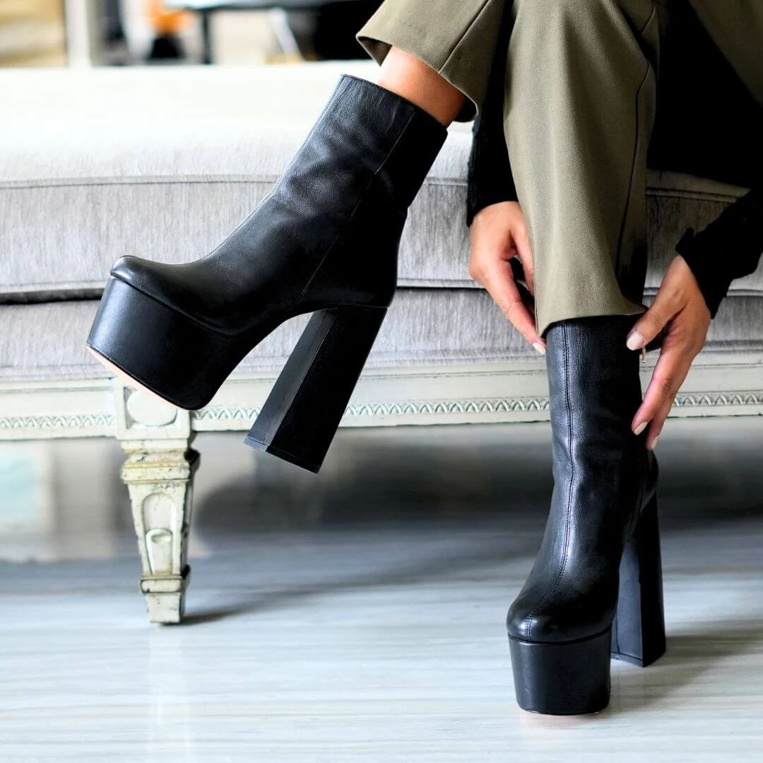 TOWER 150 - Negro Regina Romero Zapato Bota Botin Plataforma Tacon Alto Para Dama En Piel 4 TOWER 150 - Negro Regina Romero Zapato Bota Botin Plataforma Tacon Alto Para Dama En Piel - Imagen 2