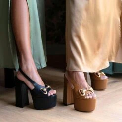 ERIN 150 - Miel Regina Romero Zapato Sandalia Plataforma Tacon Alto Para Dama En Piel 13 ERIN 150 - Miel Regina Romero Zapato Sandalia Plataforma Tacon Alto Para Dama En Piel -Reginaromero Regina Romero sandalia plataforma Erin tan piel 7 24d30dc9 3c65 46d9 8f89 5bae2c0bc5ea