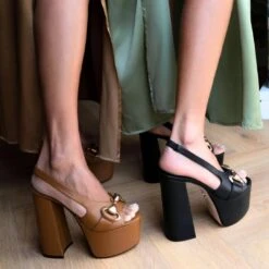 ERIN 150 - Miel Regina Romero Zapato Sandalia Plataforma Tacon Alto Para Dama En Piel 15 ERIN 150 - Miel Regina Romero Zapato Sandalia Plataforma Tacon Alto Para Dama En Piel -Reginaromero Regina Romero sandalia plataforma Erin tan piel 9