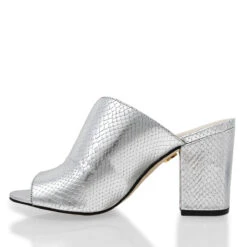 PELTZ 75 - Plata Regina Romero Zapato Sandalia Zapatilla Tacon Alto Para Dama En Piel 18 PELTZ 75 - Plata Regina Romero Zapato Sandalia Zapatilla Tacon Alto Para Dama En Piel -Reginaromero Regina Romero zapatilla mule Peltz lizard plata piel 4