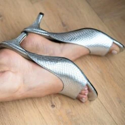 HOLBOX 60 - Plata Regina Romero Zapato Sandalia Zapatilla Tacon Bajo Para Dama En Piel -Reginaromero Regina Romero zapatilla sandalia Holbox plata piel 5