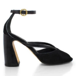 CAPRI 95 - Negro Regina Romero Zapato Zapatilla Tacon Alto Para Dama En Piel