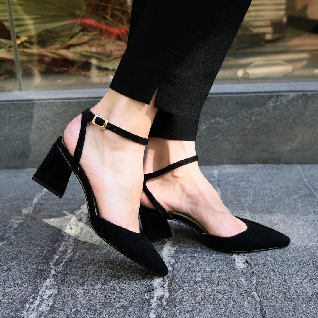 URSULA 50 - Ante Negro Regina Romero Zapato Zapatilla Tacon Bajo Para Dama En Piel 4 URSULA 50 - Ante Negro Regina Romero Zapato Zapatilla Tacon Bajo Para Dama En Piel - Imagen 2