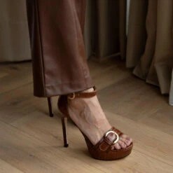 TROPEZ 135 - Cafe Regina Romero Zapato Sandalia Plataforma Tacon Alto Para Dama En Piel -Reginaromero Regina Romero zapatilla sandalia plataforma Tropez cafe piel 7