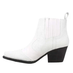 MADDIE 60 - Blanco Regina Romero Zapato Bota Botin Tacon Bajo Para Dama En Piel 18 MADDIE 60 - Blanco Regina Romero Zapato Bota Botin Tacon Bajo Para Dama En Piel -Reginaromero Regina Romero zapato botin bota Maddie piel Snake Blanco 3 e8a70e24 67f9 496f 9d14 b5a4e0f8e999