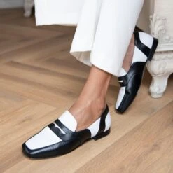 CLARK - Blanco Y Negro Regina Romero Zapato Mocasin De Piso Para Dama En Piel -Reginaromero Regina Romero zapato mocasin Clark blanco negro piel 8