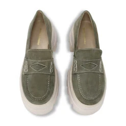 LOVE 65 - Ante Verde Regina Romero Zapato Tenis Urbano Sport Para Dama En Piel -Reginaromero Regina Romero zapato mocasin Love ante olivo piel 2