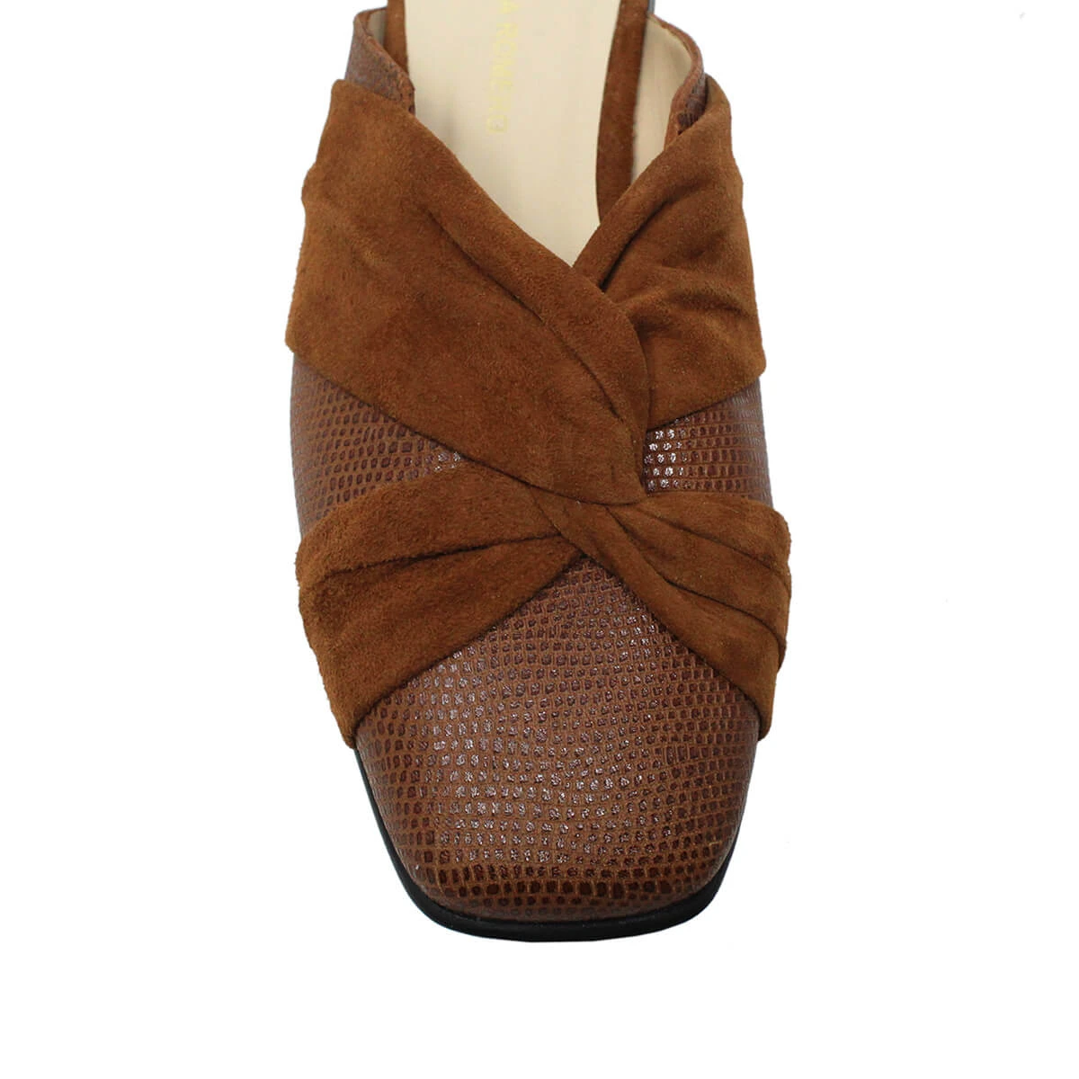 GISELLE - Nuez Regina Romero Zapato Flat Balerina De Piso Para Dama En Piel 9 GISELLE - Nuez Regina Romero Zapato Flat Balerina De Piso Para Dama En Piel - Imagen 7