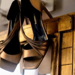 HADA 100 - Oro Viejo Regina Romero Zapato Sandalia Zapatilla Tacon Alto Para Dama En Piel 19 HADA 100 - Oro Viejo Regina Romero Zapato Sandalia Zapatilla Tacon Alto Para Dama En Piel -Reginaromero hadaoro 3