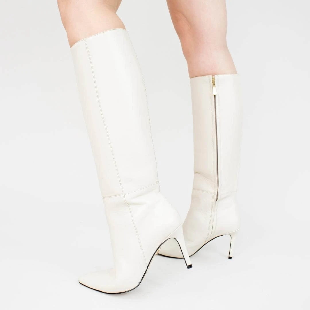 MITZY 75 - Latte Regina Romero Zapato Bota Larga Tacon Alto Para Dama En Piel 5 MITZY 75 - Latte Regina Romero Zapato Bota Larga Tacon Alto Para Dama En Piel - Imagen 3