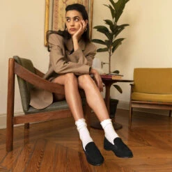 PENNY - Ante Negro Regina Romero Zapato Mocasin De Piso Para Dama En Piel -Reginaromero mocasines penny negro regina romero lifestyle 2