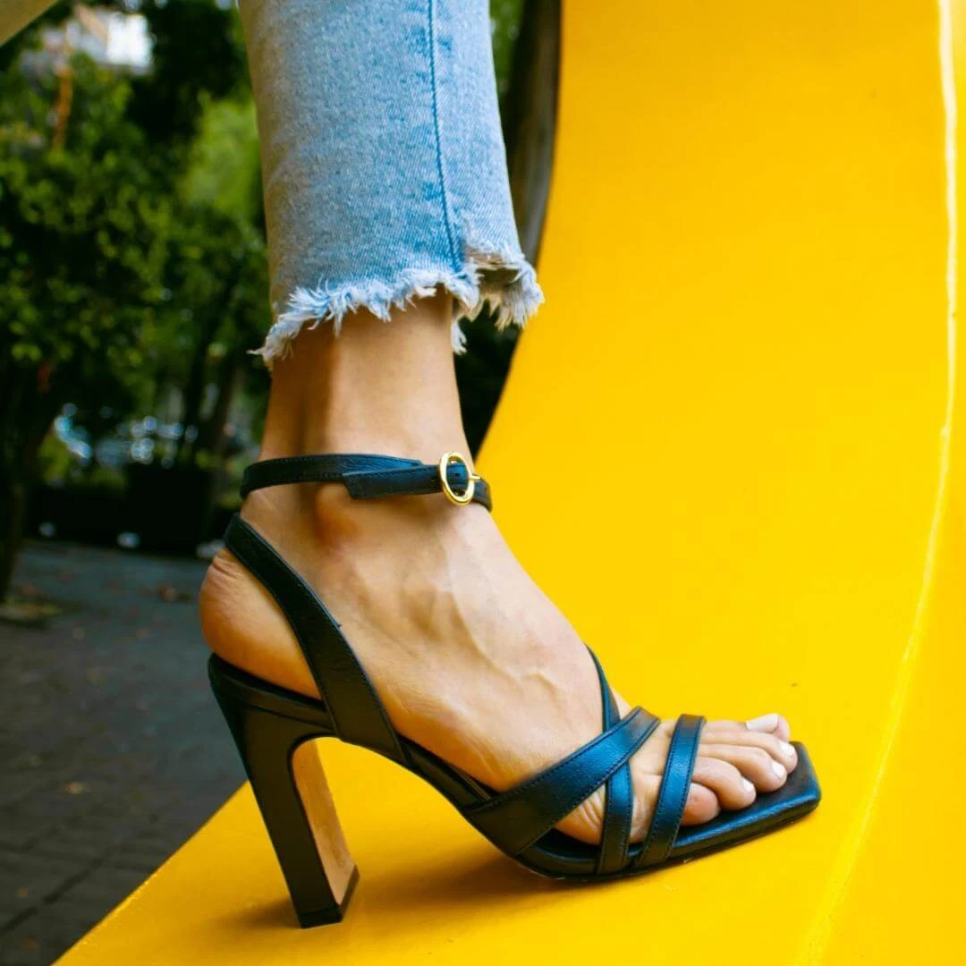 PIA 100 - Azul Metalico Regina Romero Zapato Sandalia Zapatilla Tacon Alto Para Dama En Piel 7 PIA 100 - Azul Metalico Regina Romero Zapato Sandalia Zapatilla Tacon Alto Para Dama En Piel - Imagen 5