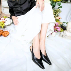 FENICIA 60 - Negro Regina Romero Zapato Zapatilla Tacon Bajo Para Dama En Piel -Reginaromero zapatillas fenicia negro regina romero lifestyle 4